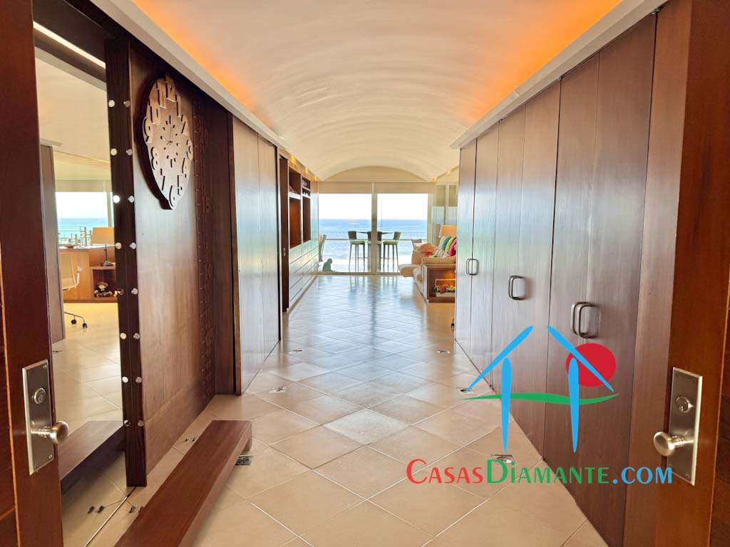 Playamar Diamante T7 500 - Vestíbulo de acceso 3
